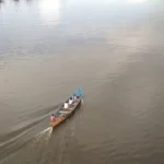 Eksplorasi Transportasi Sungai: Jembatan antara Sukamara dan Kalbar
