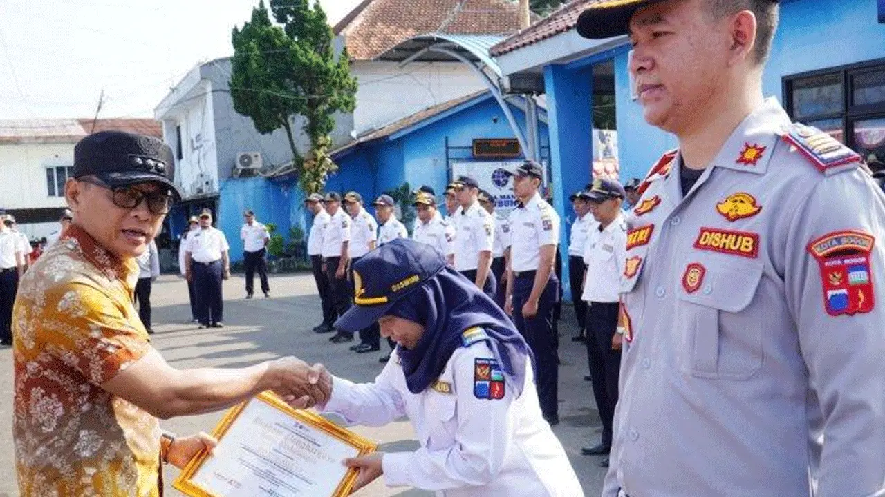 Mengoptimalkan Transportasi Publik: Strategi Pimpin Apel Besar Dishub Bogor