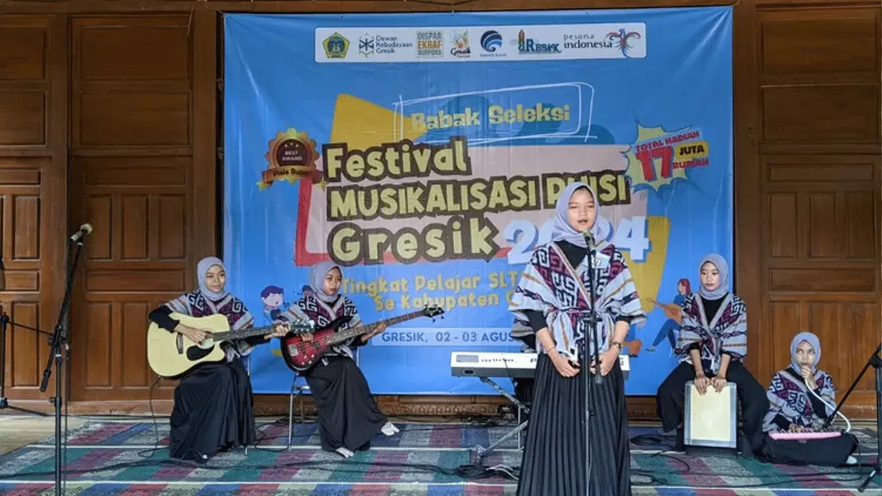 Suara Puitis dari Gresik: Festival Musikalisasi Puisi yang Menginspirasi