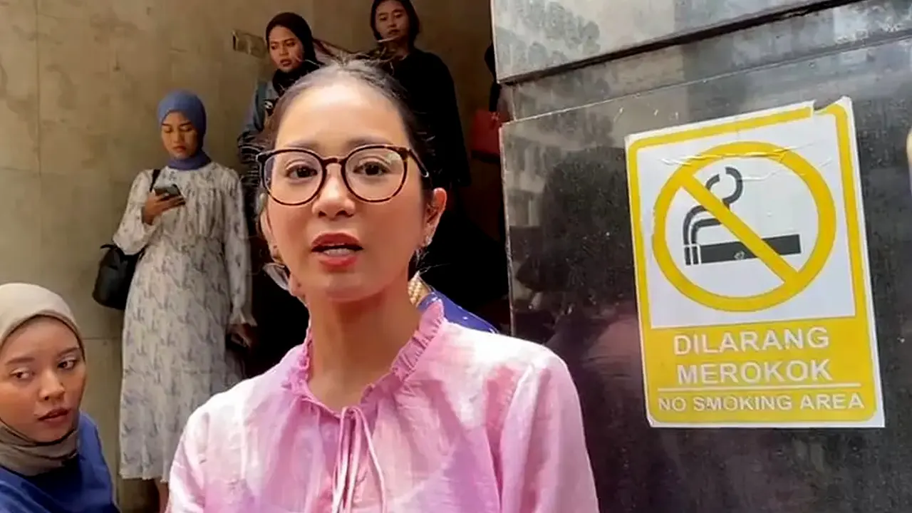 Video Terduga Pelaku Penipuan Bunga Zainal Senilai Rp 62 Miliar Viral