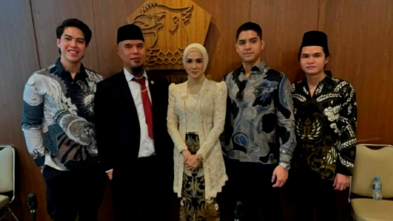 Syifa Hadju Beri Ahmad Dhani dan Mulan Jameela Kado Spesial Pasca Dilantik Jadi Anggota DPR RI